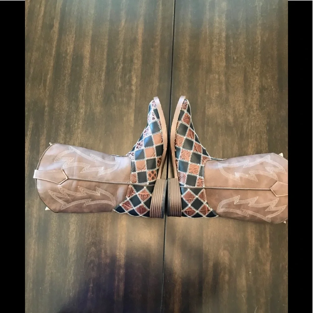 NEW Double Barrel Patchwork Boots with Square Toe - Picture 5 of 9